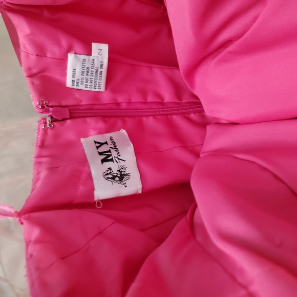 Prom/Pageant dress. - Picture 6 of 8